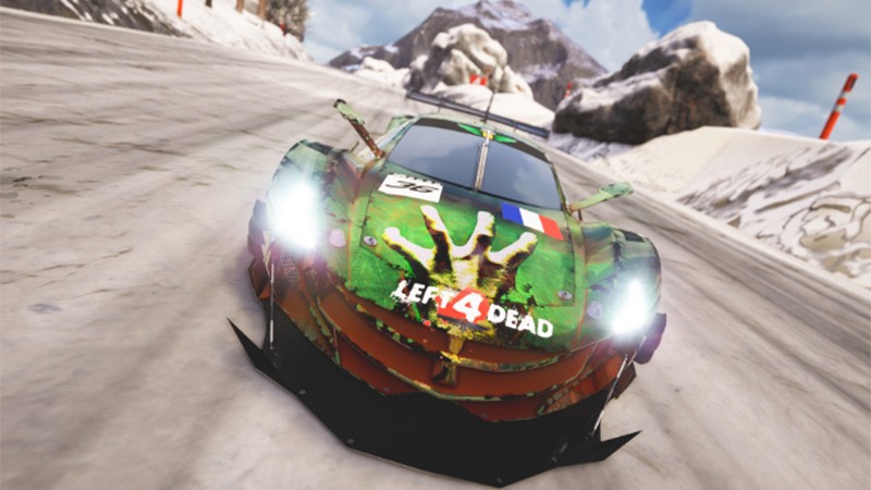 レーシングゲーム体感できます！