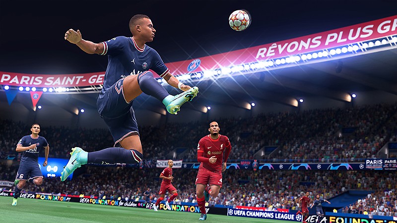 進化を遂げた最新作『FIFA 22』